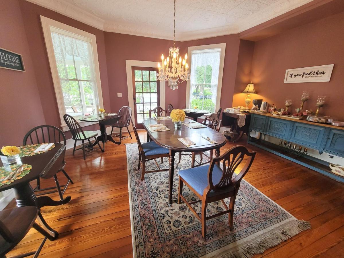 The Camellia Rose Inn- King Room- Inspiration Gainesville Exterior photo